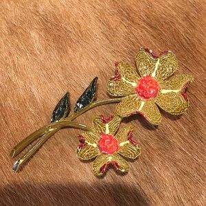 VTG 1940 Art Signed Flower Brooch